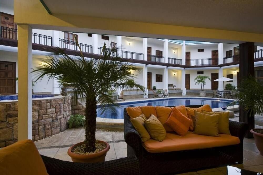 Hotel Mozonte - מנגואה - בריכה