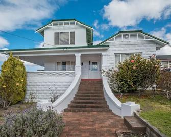 Serpentine Rose - Albany - Gebäude