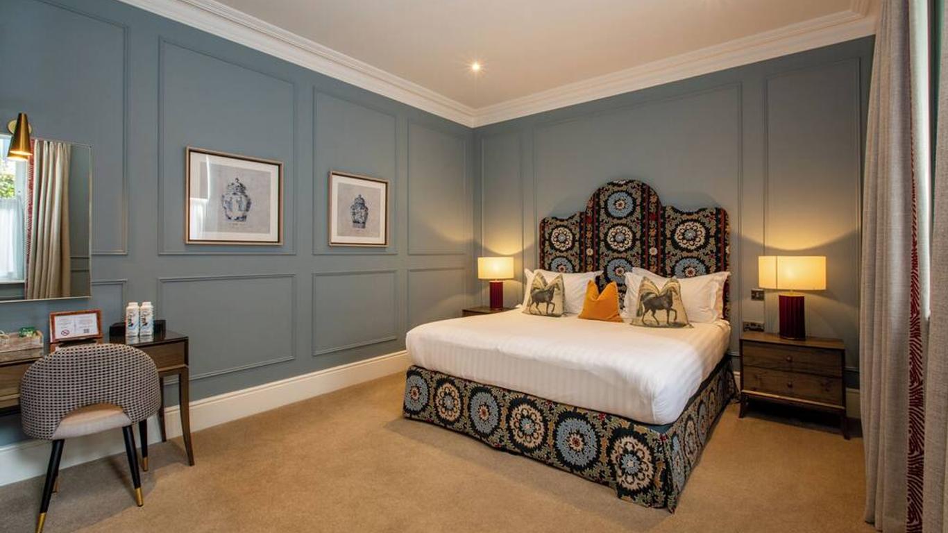 Silken Thomas Accommodation