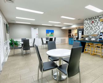 Baymont By Wyndham Prattville/Montgomery - Prattville - Restaurant