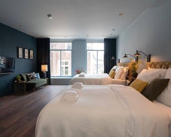 Six Boutique Hotel - Deluxe Quadruple Room - Haarlem