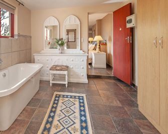 18 On Kloof Guest House - Gordon's Bay - Bad