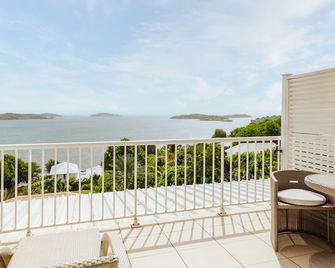 Hôtel Frégate Bleue - Le François - Balcón