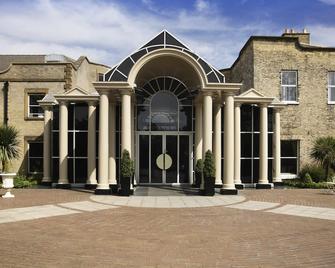 Mercure York Fairfield Manor Hotel - York - Edifício