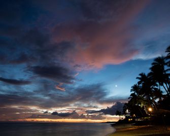 Outrigger Fiji Beach Resort - Sigatoka - Platja