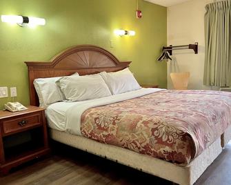 Red Carpet Inn - New Brunswick - New Brunswick - Bedroom