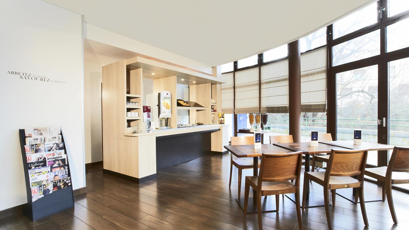 كيرياد فيري شاتيلون