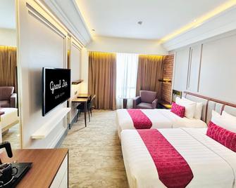 Grand Zuri Bsd City - South Tangerang City - Bedroom