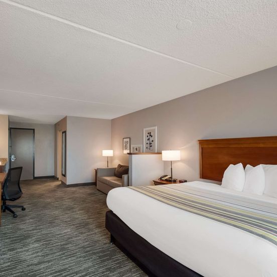 Bedroom view of Country Inn & Suites by Radisson, Fredericksburg S