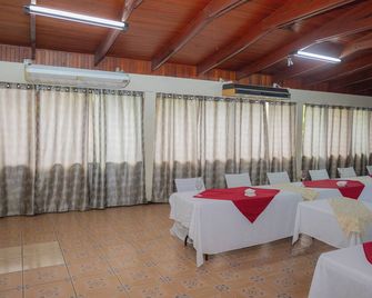 Las Espuelas, Bar & Restaurant - Libéria