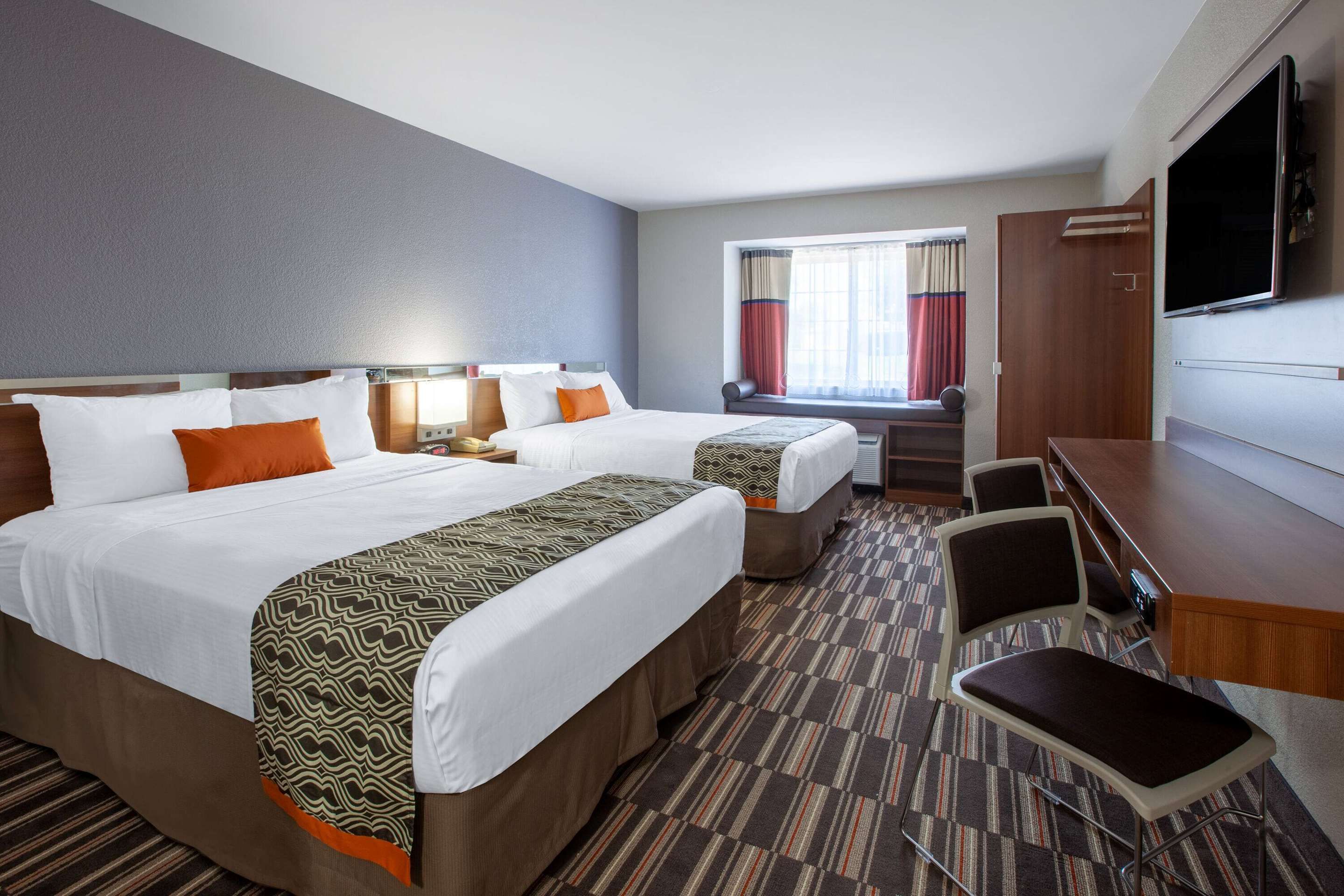 Microtel Inn & Suites by Wyndham Sunbury/Columbus North - Sunbury - Schlafzimmer