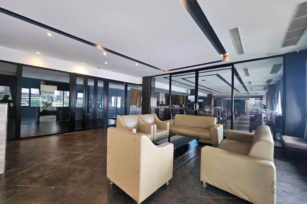 أفانا لايمتشابانغ هوتل