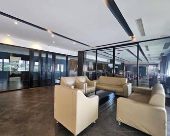 Avana Laem Chabang Boutique Hotel - Chonburi - Hành lang