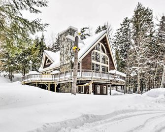 Waitsfield Vacation Rental w/ Private Hot Tub - Waitsfield - Gebouw