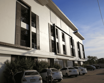 Field Town Apartment - Nakhon Nayok - Edificio