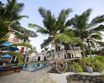 Olu Ayurveda Beach Resort - Mirissa - Uima-allas