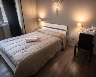 Appartamento Cavour - Bari - Camera da letto