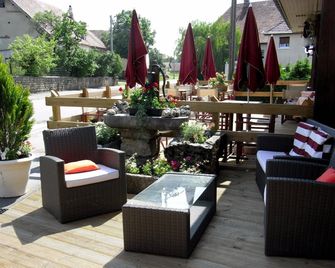 호텔 레스토랑 로비숑 - 로레 - 파티오