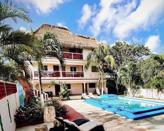 Posada El Perico Marinero - Rio Lagartos - Piscina