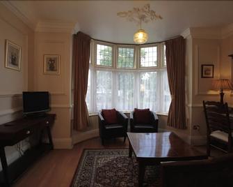 Acorn Guest House in Hull - Hull - Sala de estar
