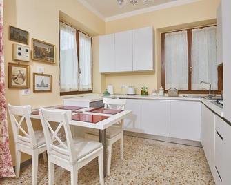 Marciana Hills Apartments - Marciana - Kitchen
