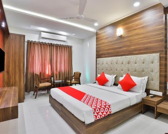 Hotel Comfort - Bharūch - Habitación