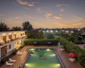 Echor The Corbett Nishk Resort Jim Corbett - Rāmnagar - Bazén