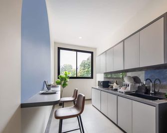 Cove Legacy - Yakarta - Cocina