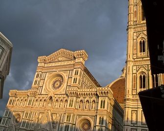 B&B A Florence View - Florence - Building