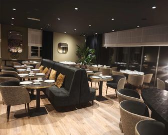The Originals Boutique, La Maison Rouge - Nœux-les-Mines - Ristorante