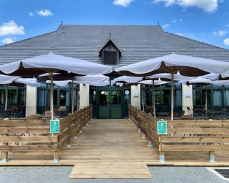 كامبانيل فال دي فرانس - مانيي-لو-اونغر - مبنى