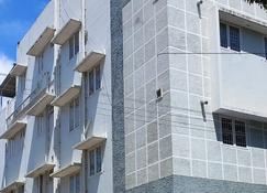 Shantham Service Apartments, Indumanagar, Coimbatore - Coimbatore - Building