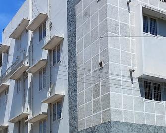 Shantham Service Apartments Indumanagar - Coimbatore - Building