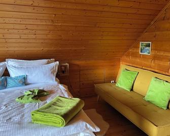Skigebiete Stuhleck und Semmering,Wandergebiete Schneeberg und Rax - Neunkirchen - Schlafzimmer