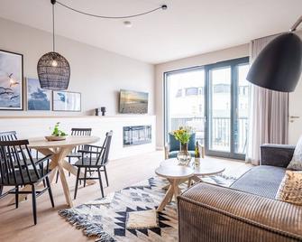 Strandterrasse, App B2 4 - Ahlbeck Seaside Resort - Living room