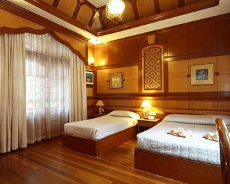 Bukit Keluang Beach Resort - Kuala Besut - Bedroom
