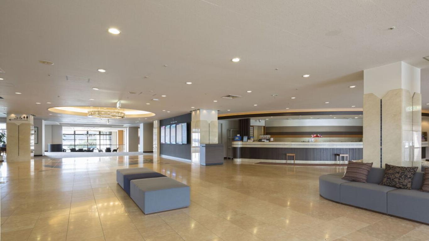 Toba Seaside Hotel