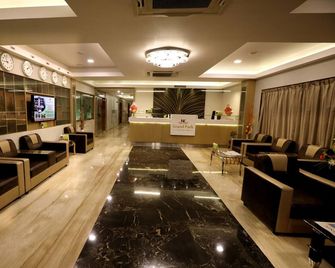 NK Grand Park Hotel - Madrás - Lobby