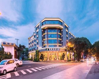 Landu Business Hotel - Baoshan - Building