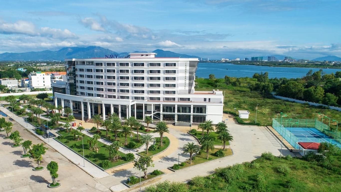 Navy Hotel Cam Ranh