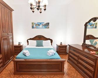 Izzhome Coloniale - Pula - Camera da letto