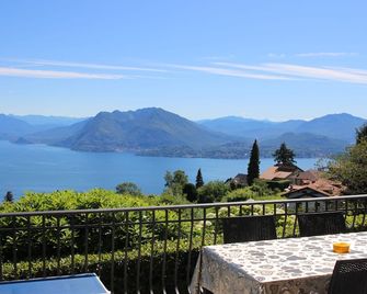 Belvedere Apartment 2 Private Terrace On The Lake - Stresa - Balcon