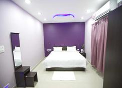Max Classic Serviced Apartment - Chennai - Makuuhuone