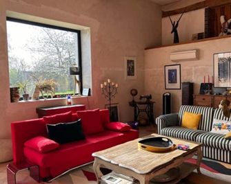 Magnifique Maison de Campagne - Saint-Martin-d’Ardèche - Sala de estar