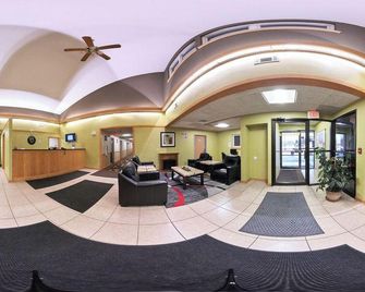 Coratel Inn & Suites By Jasper River Falls - River Falls - Lobby