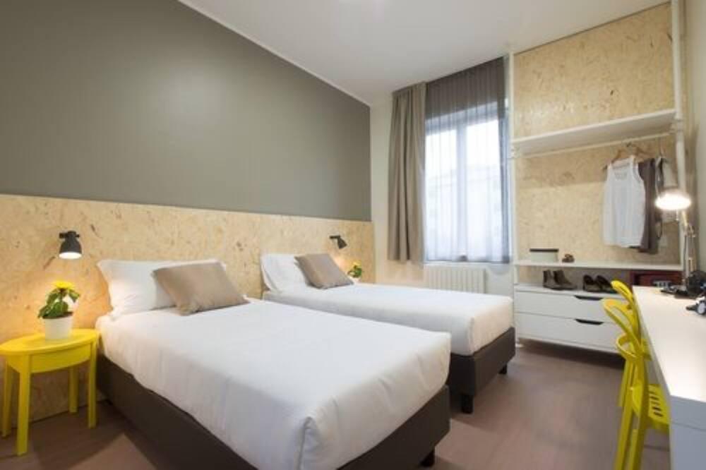 B&B Hotel Milano Ornato £42. Milan Hotel Deals & Reviews - KAYAK