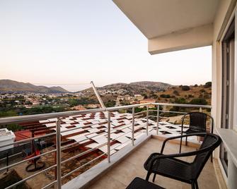 Estia Konukevi - Gökçeada - Balkon