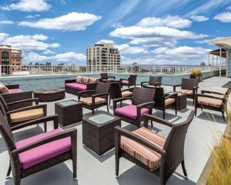 WorldMark Inn at the Park - 2 Bedroom - San Diego - Balcón