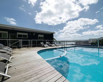 Mariner Apartments - Port Vila - Zwembad