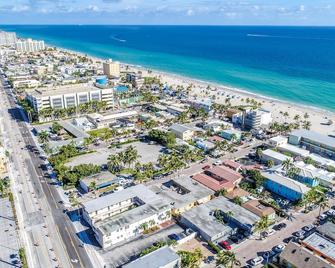 Beach Inn By Designedvr - Hollywood - Playa